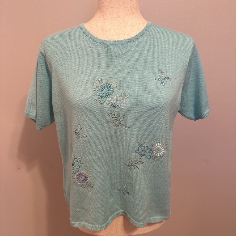 Vintage Nikki Blue Floral Embroidery Short Sleeve Knit Sweater Top Size S